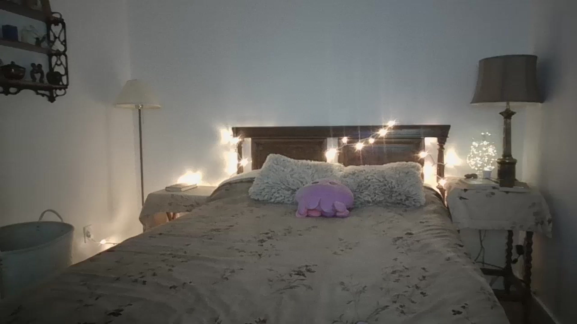 Gallery image thumbnail from Winxzyyy's myfreecams stream on, 01/28/2024, 04:55 image 17 of 20