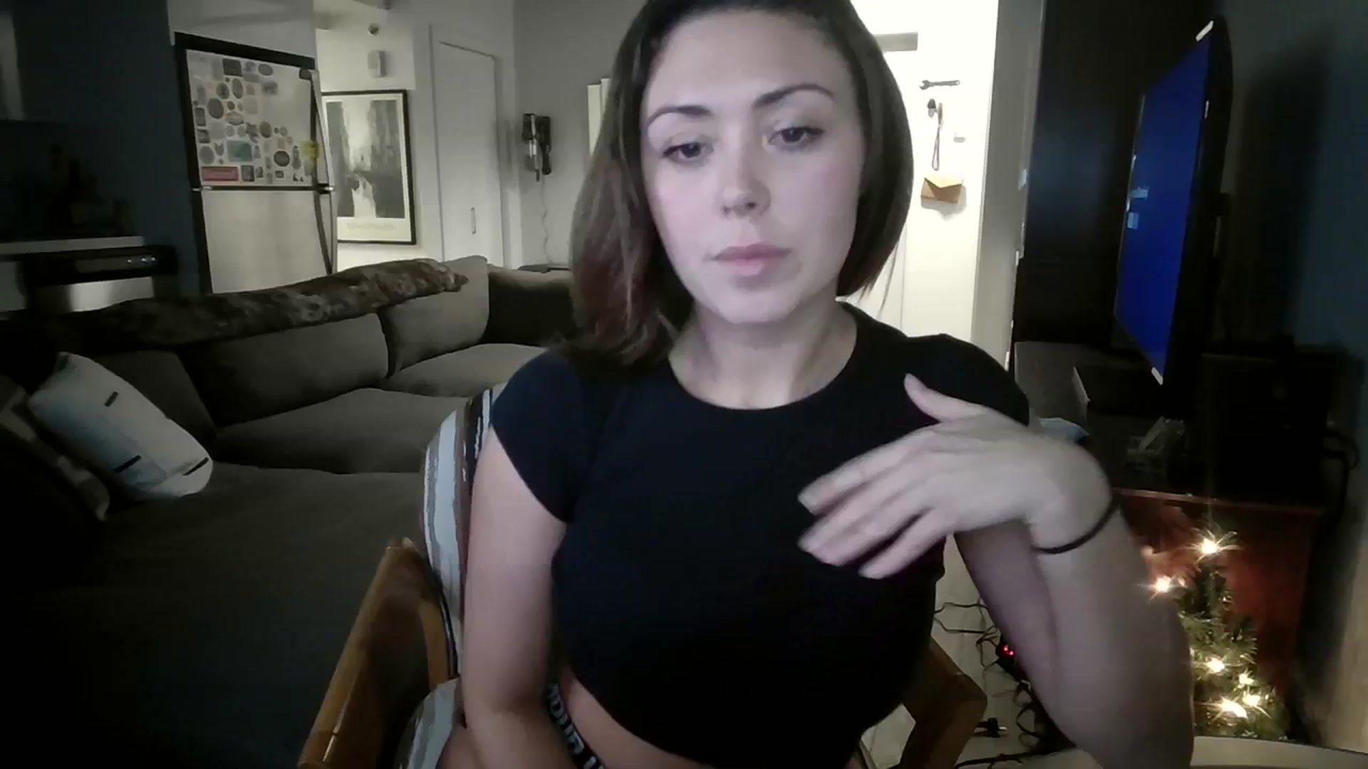 Gallery image thumbnail from Winxzyyy's myfreecams stream on, 02/12/2024, 07:05 image 16 of 20