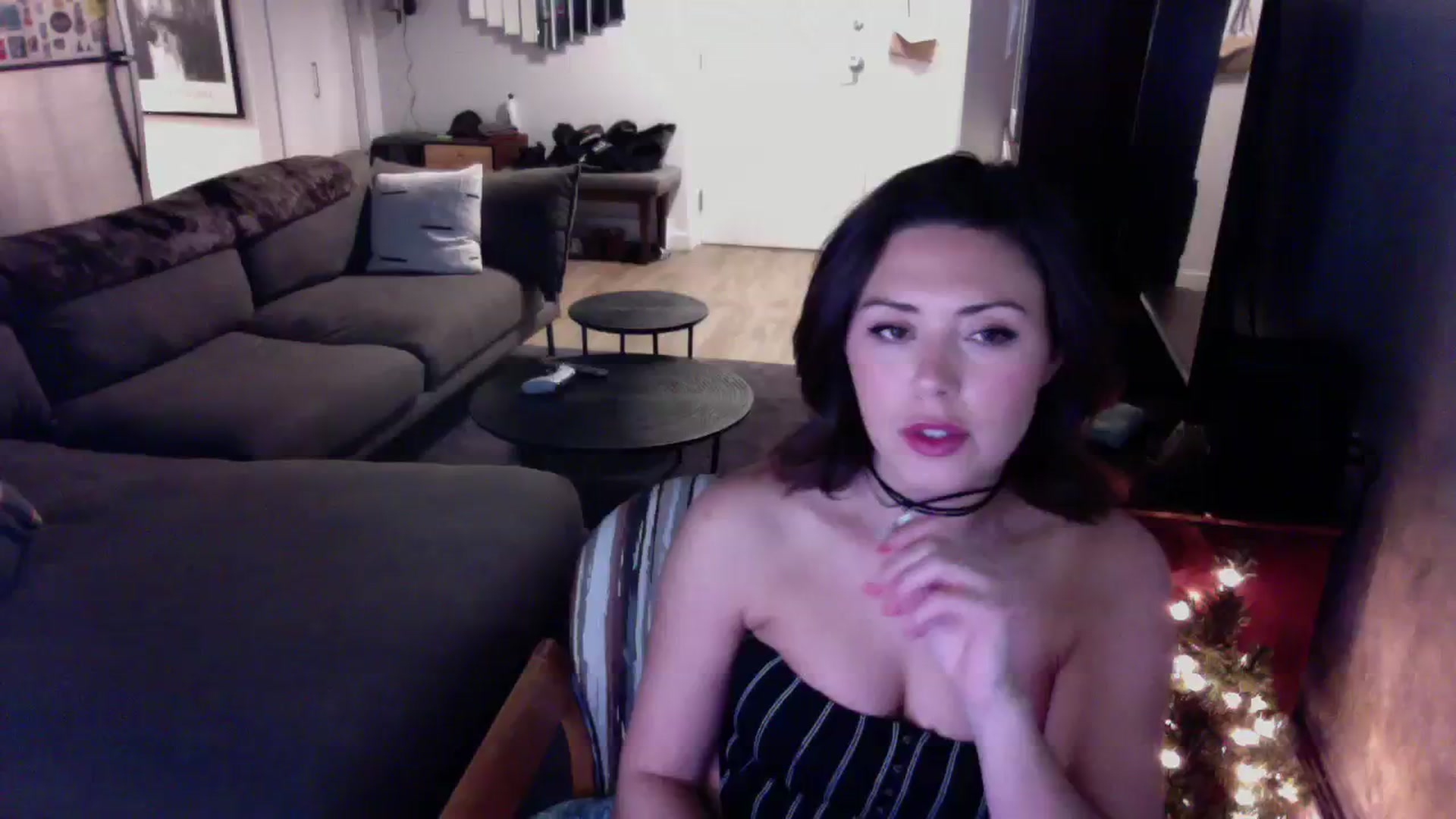Gallery image thumbnail from Winxzyyy's myfreecams stream on, 02/18/2024, 06:20 image 16 of 20