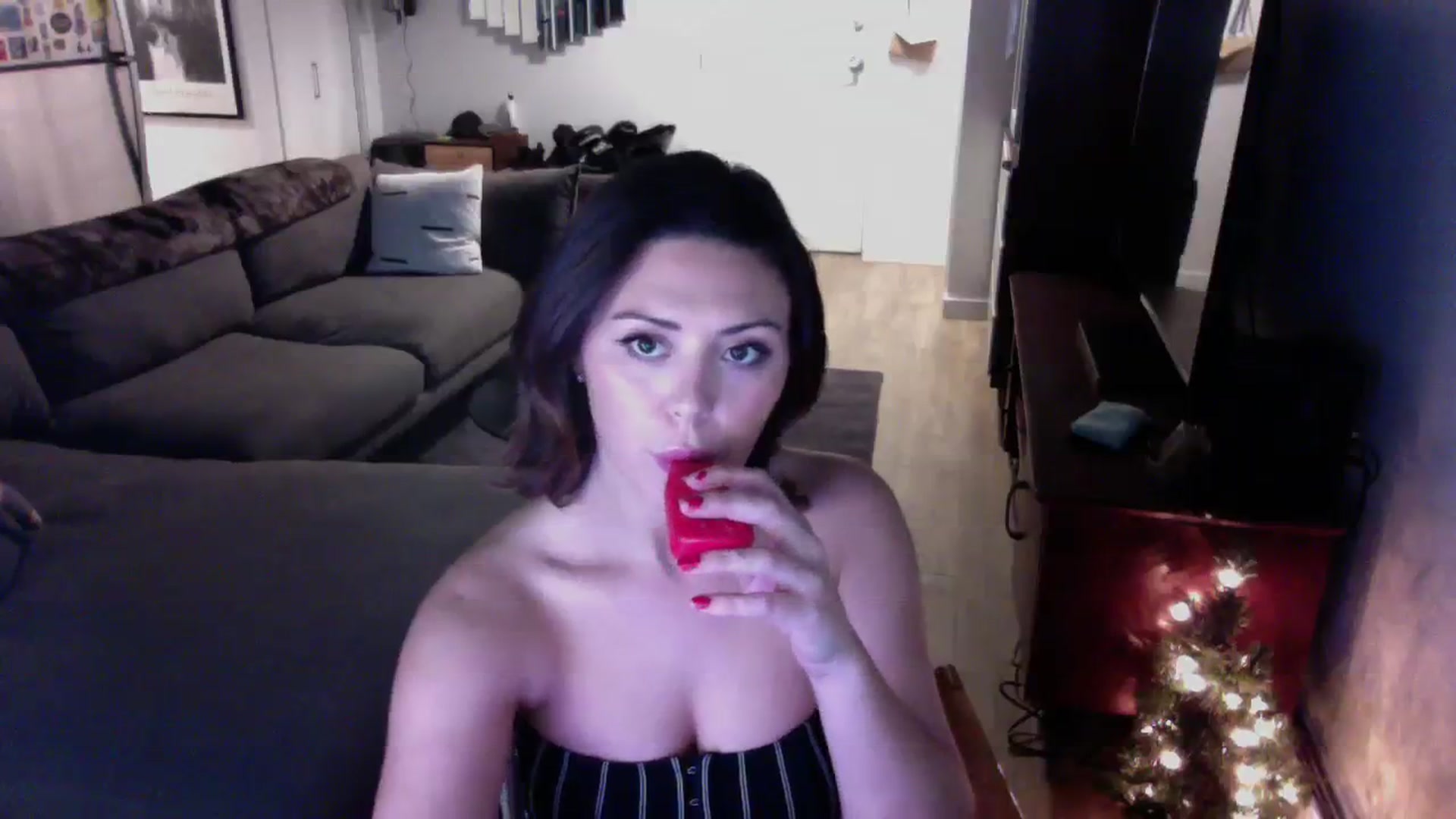 Gallery image thumbnail from Winxzyyy's myfreecams stream on, 02/18/2024, 07:00 image 18 of 20