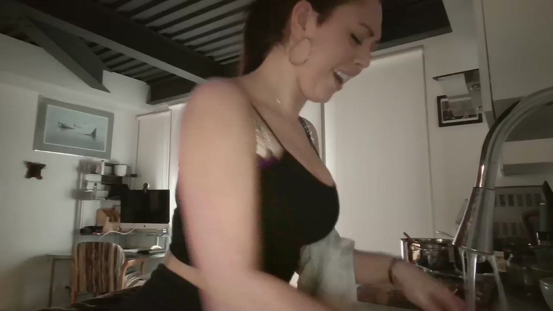 Gallery image thumbnail from Winxzyyy's myfreecams stream on, 02/19/2024, 05:57 image 2 of 20