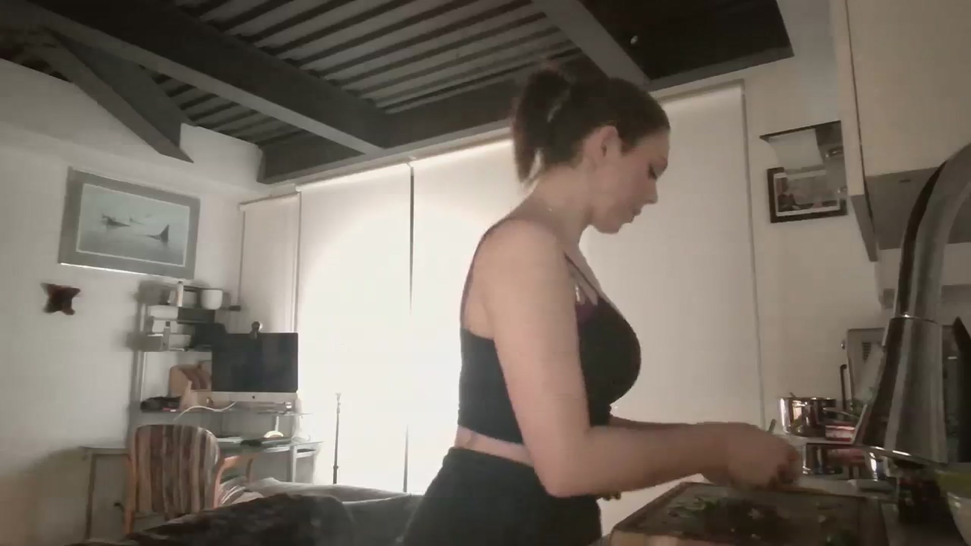 Gallery image thumbnail from Winxzyyy's myfreecams stream on, 02/19/2024, 05:57 image 6 of 20