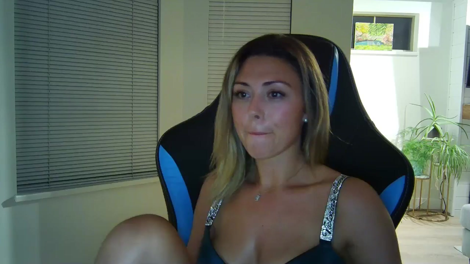 Gallery image thumbnail from Winxzyyy's myfreecams stream on, 09/01/2024, 06:49 image 1 of 20