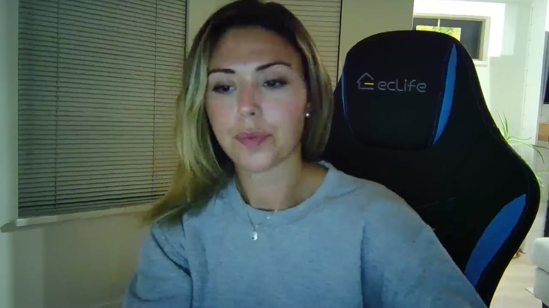 Gallery image thumbnail from Winxzyyy's myfreecams stream on, 09/03/2024, 06:27 image 14 of 20