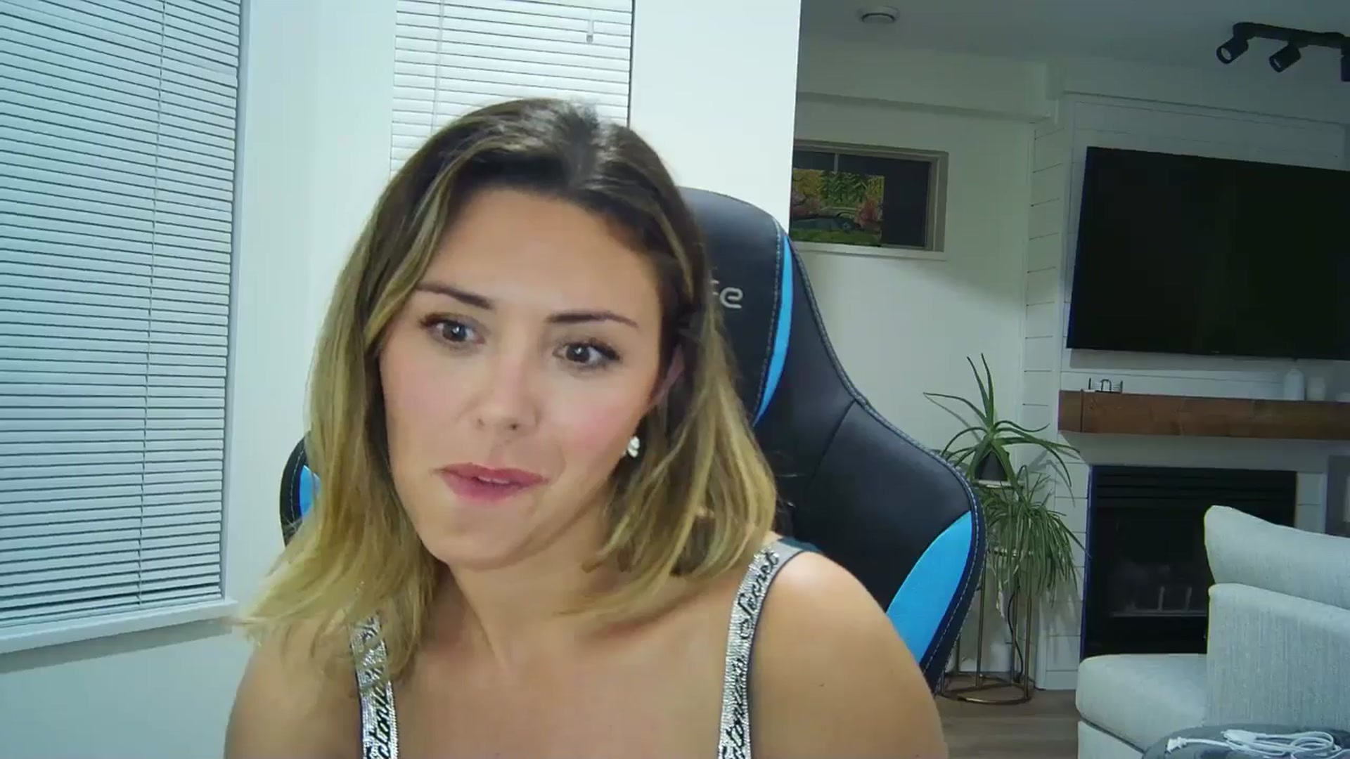 Gallery image thumbnail from Winxzyyy's myfreecams stream on, 09/20/2024, 04:49 image 20 of 20