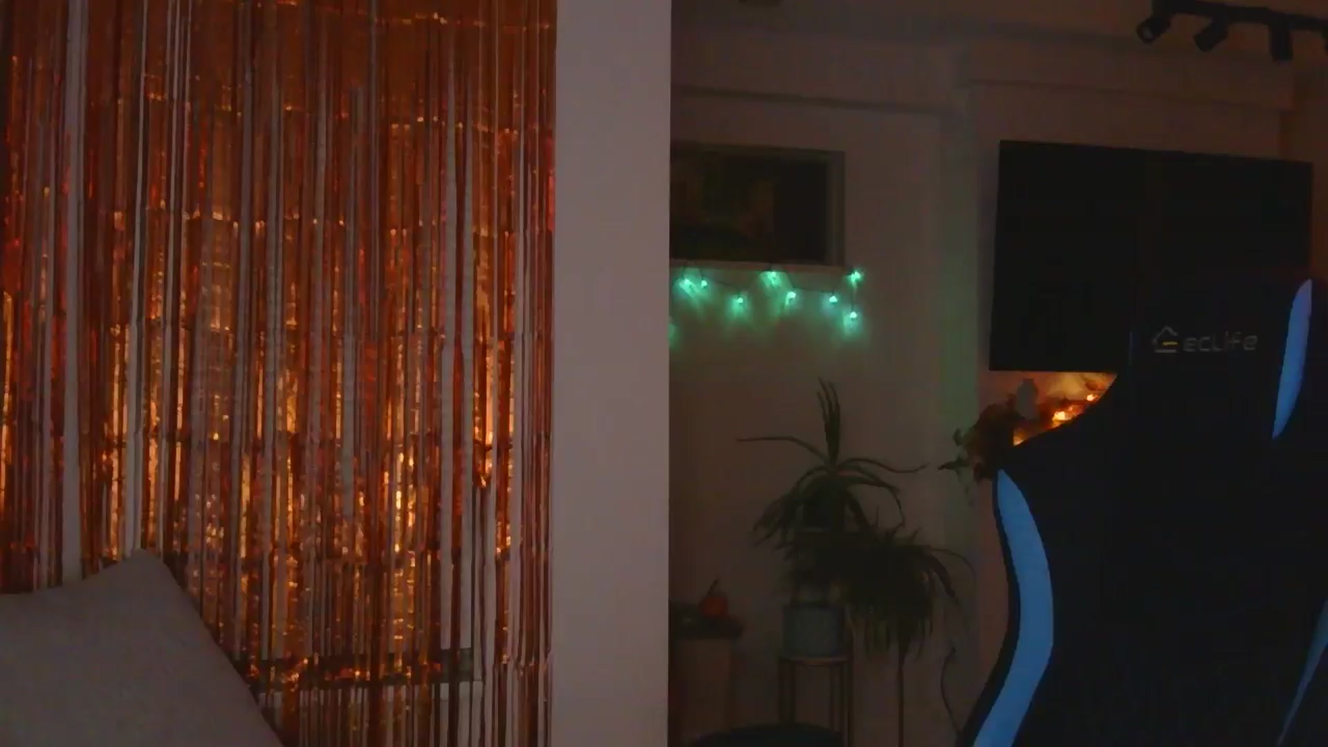 Gallery image thumbnail from Winxzyyy's myfreecams stream on, 10/24/2024, 07:53 image 10 of 20
