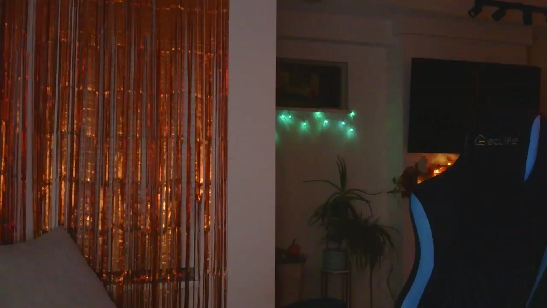 Gallery image thumbnail from Winxzyyy's myfreecams stream on, 10/24/2024, 07:53 image 9 of 20