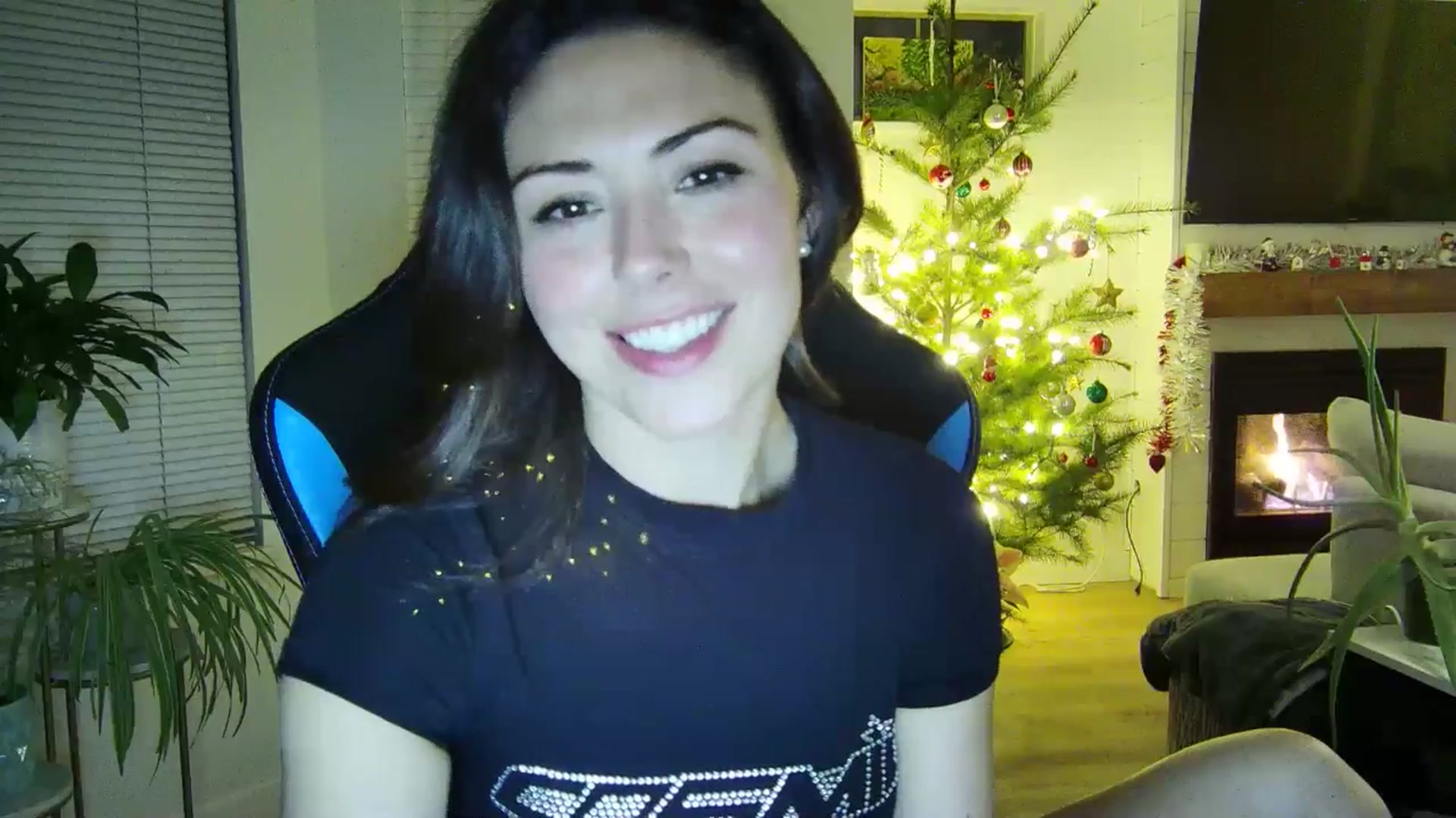 Gallery image thumbnail from Winxzyyy's myfreecams stream on, 12/12/2024, 02:42 image 12 of 20