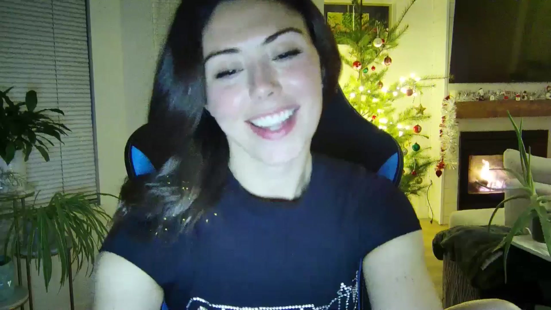 Gallery image thumbnail from Winxzyyy's myfreecams stream on, 12/12/2024, 02:42 image 16 of 20