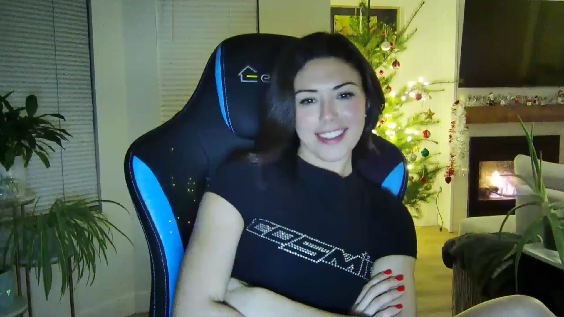 Gallery image thumbnail from Winxzyyy's myfreecams stream on, 12/12/2024, 02:42 image 13 of 20