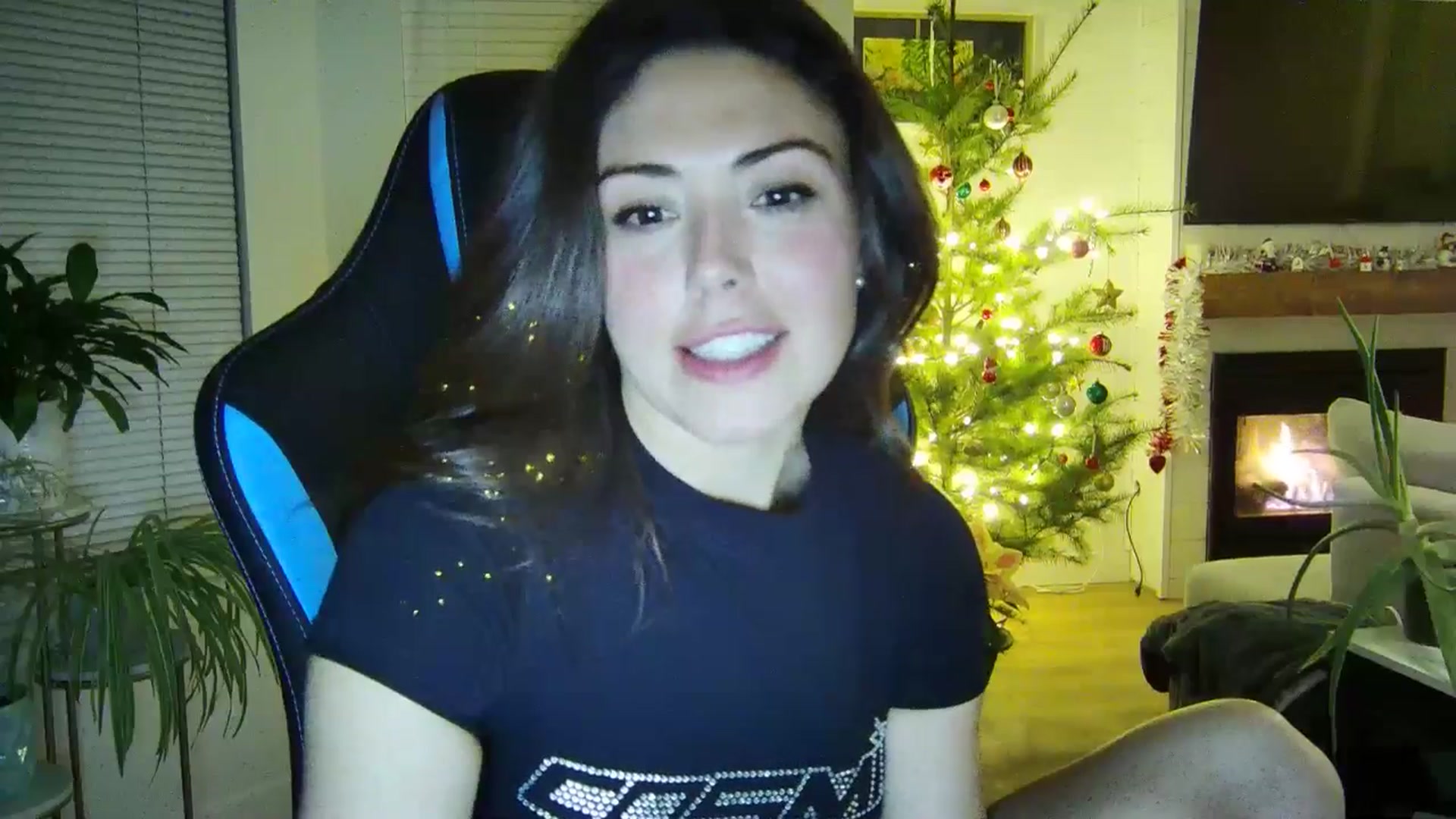 Gallery image thumbnail from Winxzyyy's myfreecams stream on, 12/12/2024, 02:42 image 14 of 20