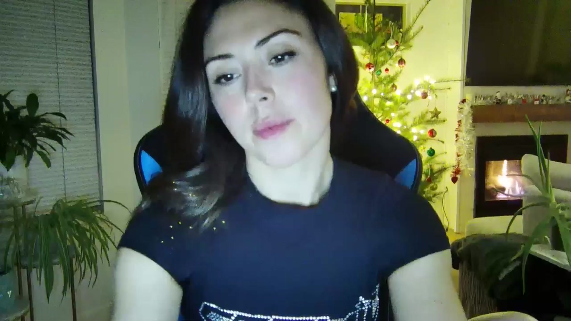 Gallery image thumbnail from Winxzyyy's myfreecams stream on, 12/12/2024, 02:42 image 17 of 20