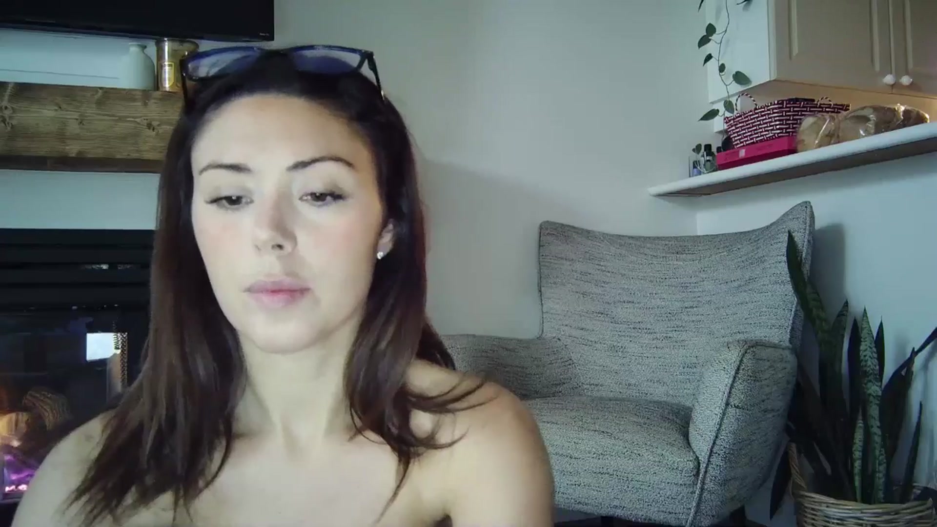 Gallery image thumbnail from Winxzyyy's myfreecams stream on, 01/03/2025, 22:31 image 6 of 20