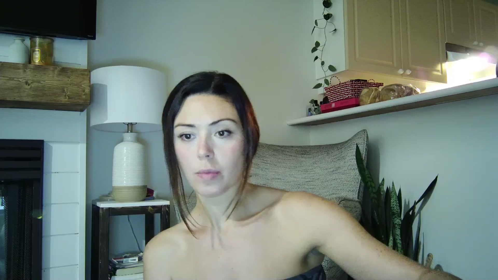 Gallery image thumbnail from Winxzyyy's myfreecams stream on, 01/04/2025, 02:18 image 2 of 20
