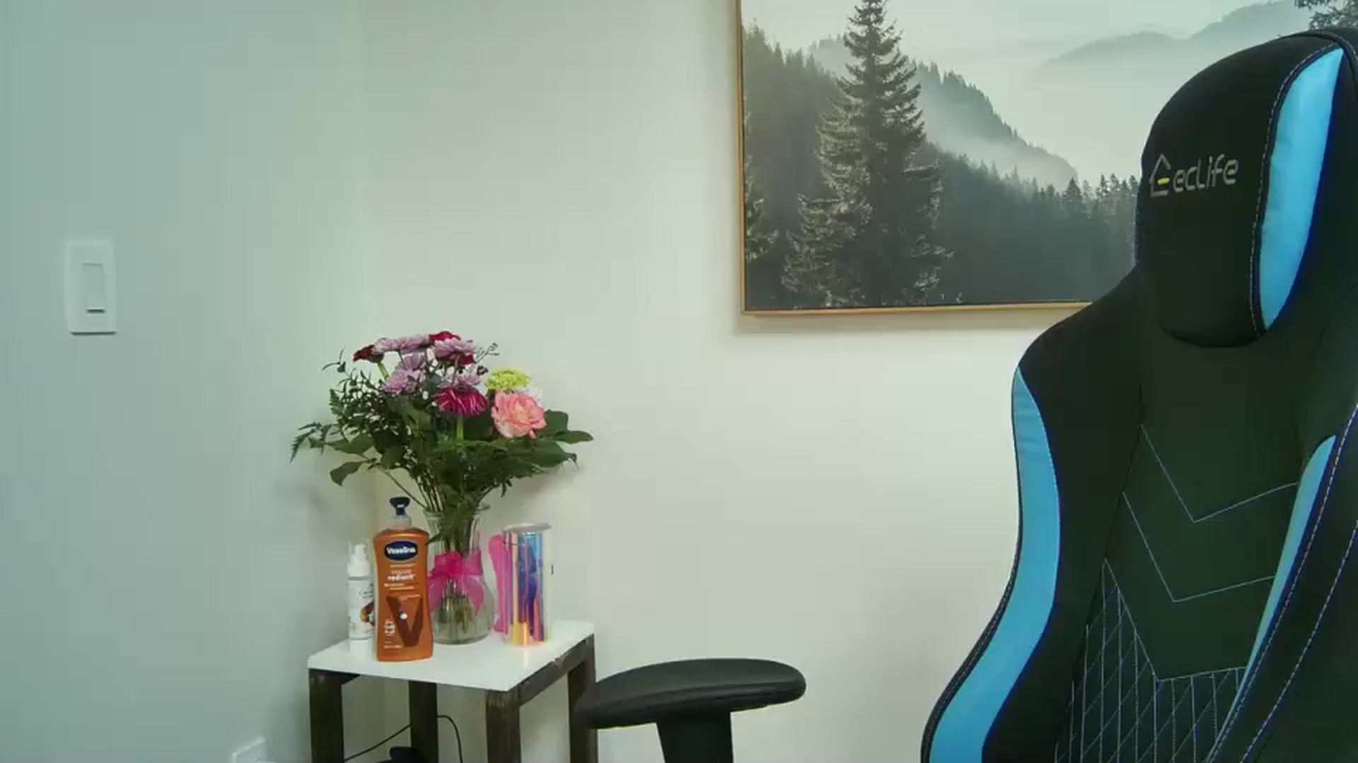 Gallery image thumbnail from Winxzyyy's myfreecams stream on, 03/09/2025, 22:04 image 8 of 20