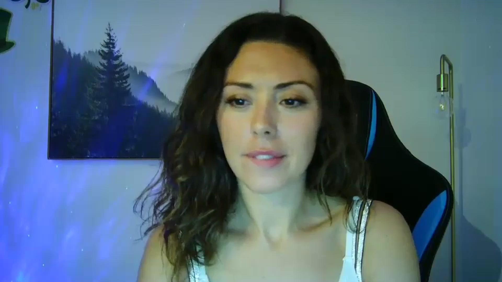 Gallery image thumbnail from Winxzyyy's myfreecams stream on, 03/14/2025, 05:55 image 13 of 20