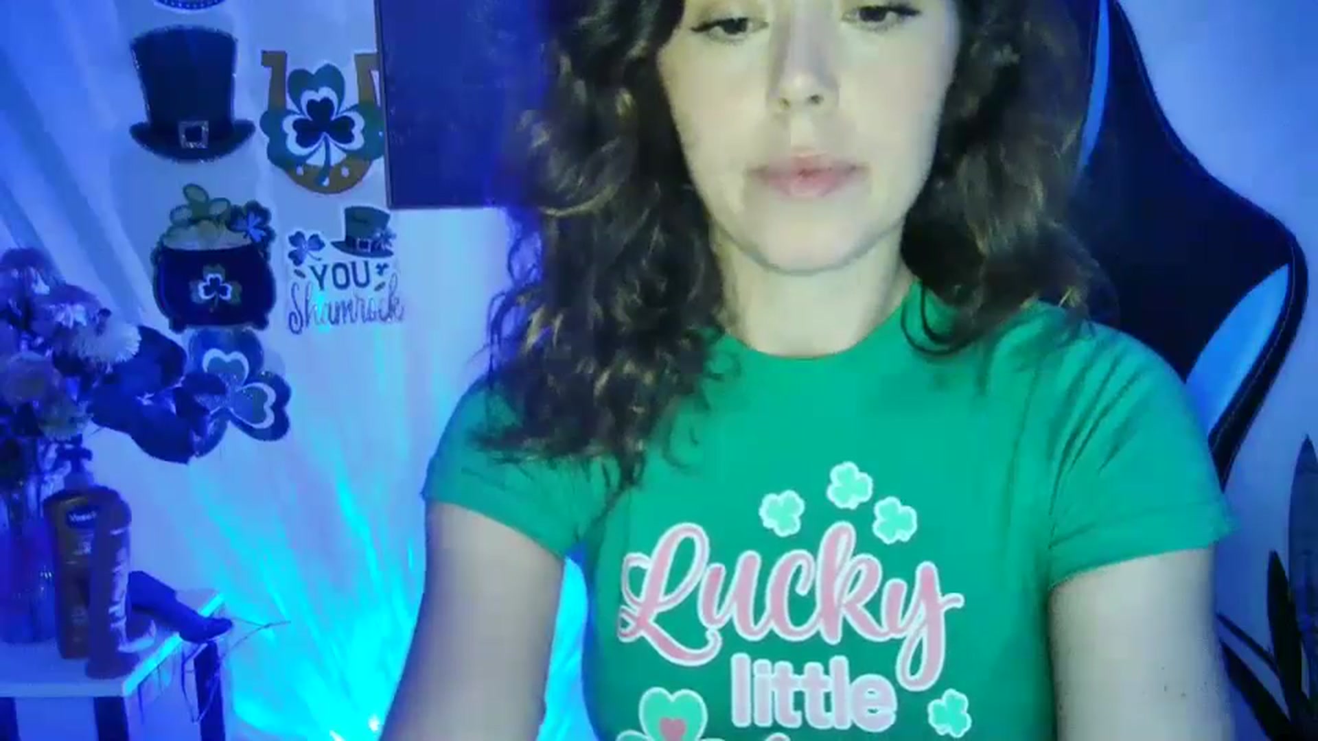 Gallery image thumbnail from Winxzyyy's myfreecams stream on, 03/18/2025, 04:35 image 11 of 20