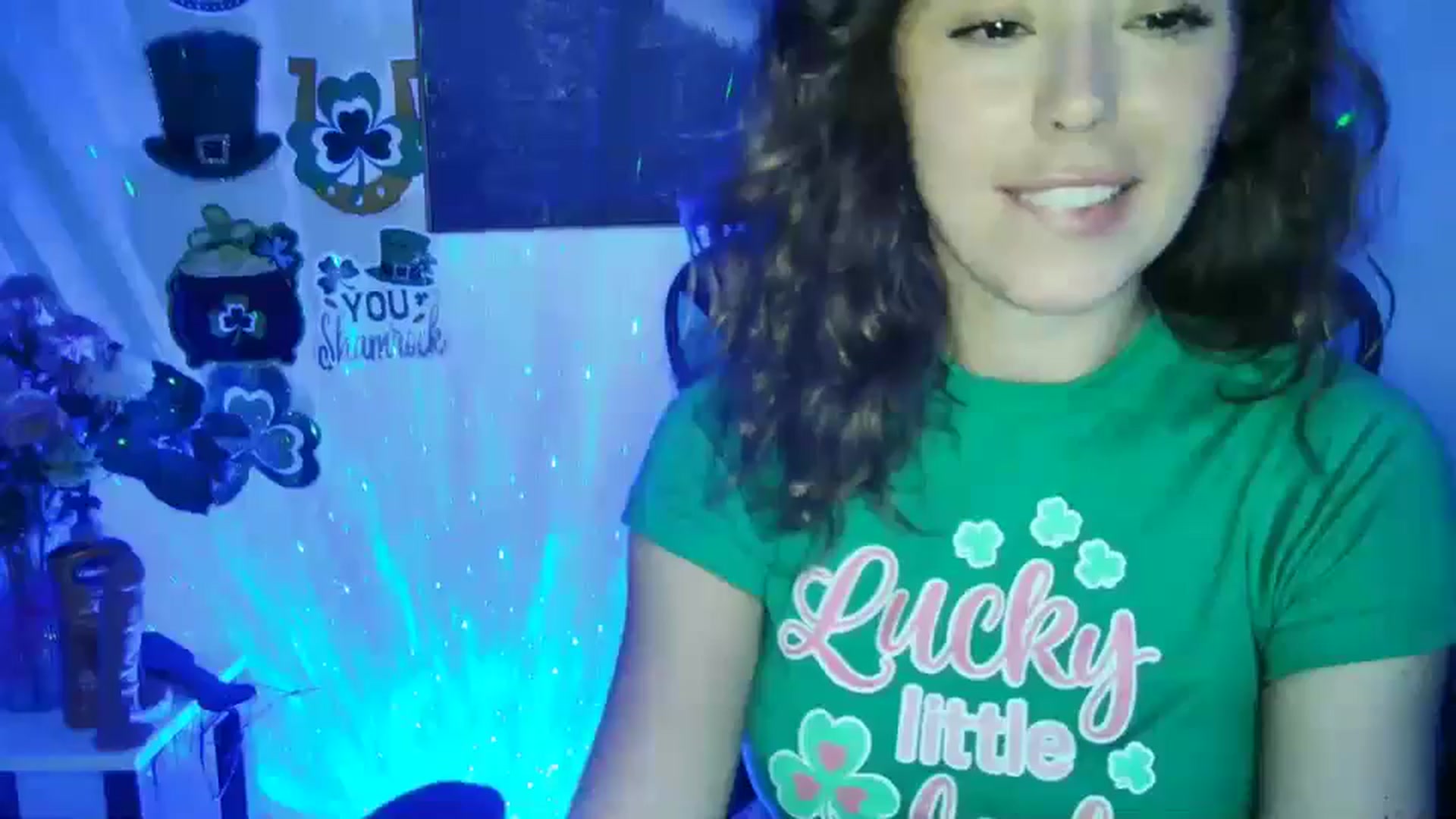Gallery image thumbnail from Winxzyyy's myfreecams stream on, 03/18/2025, 04:35 image 14 of 20