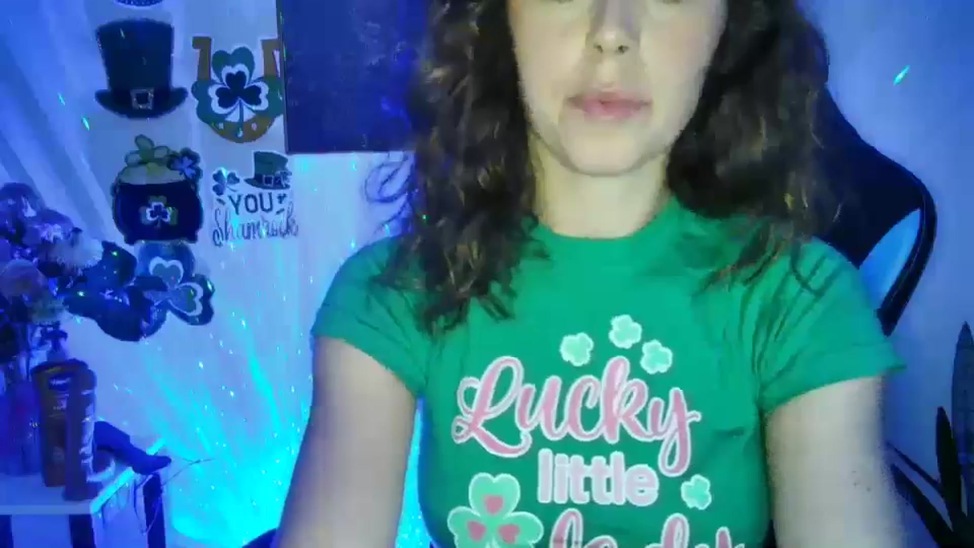 Gallery image thumbnail from Winxzyyy's myfreecams stream on, 03/18/2025, 04:35 image 17 of 20