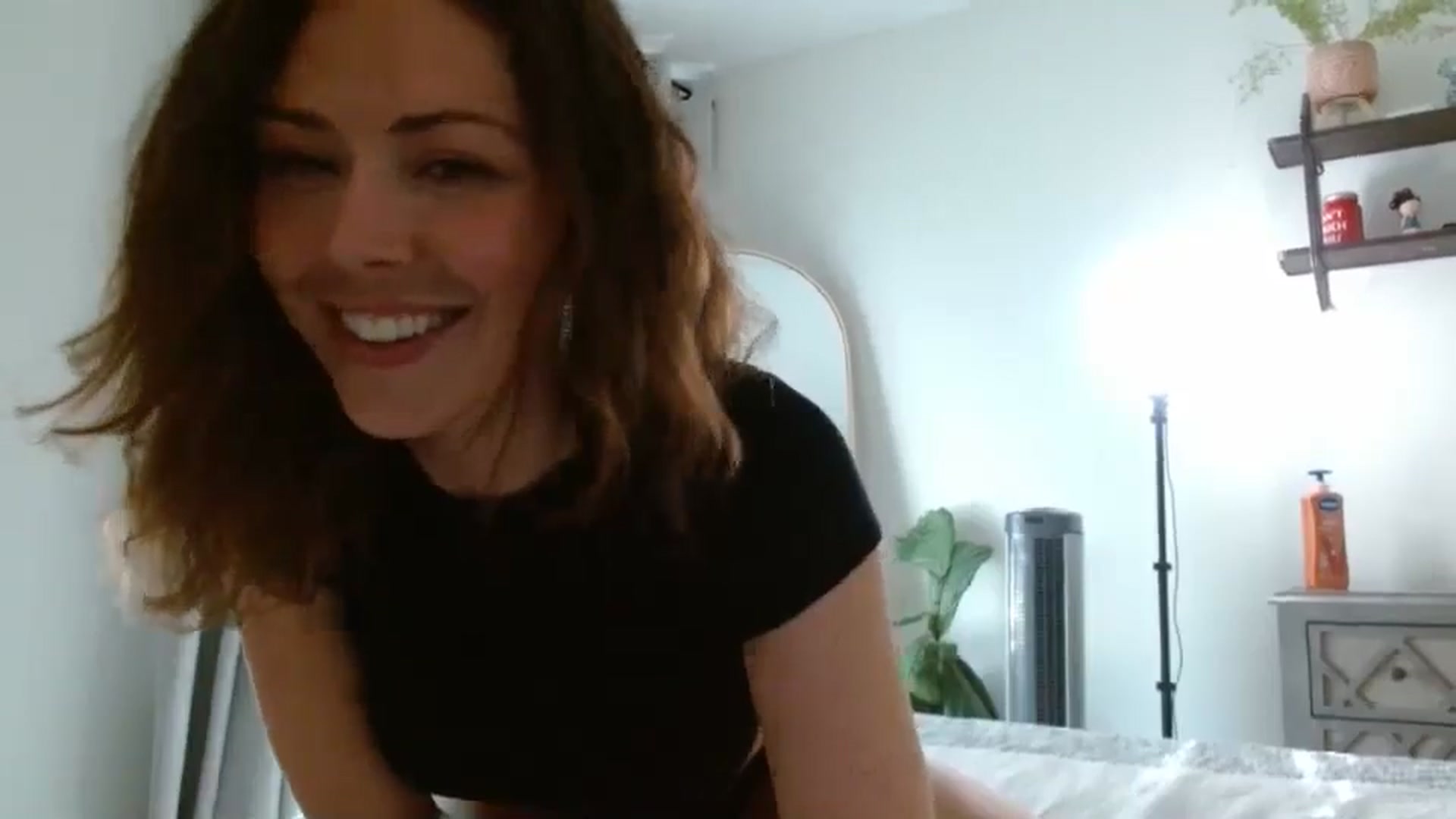 Gallery image thumbnail from Winxzyyy's myfreecams stream on, 04/28/2025, 03:34 image 6 of 20