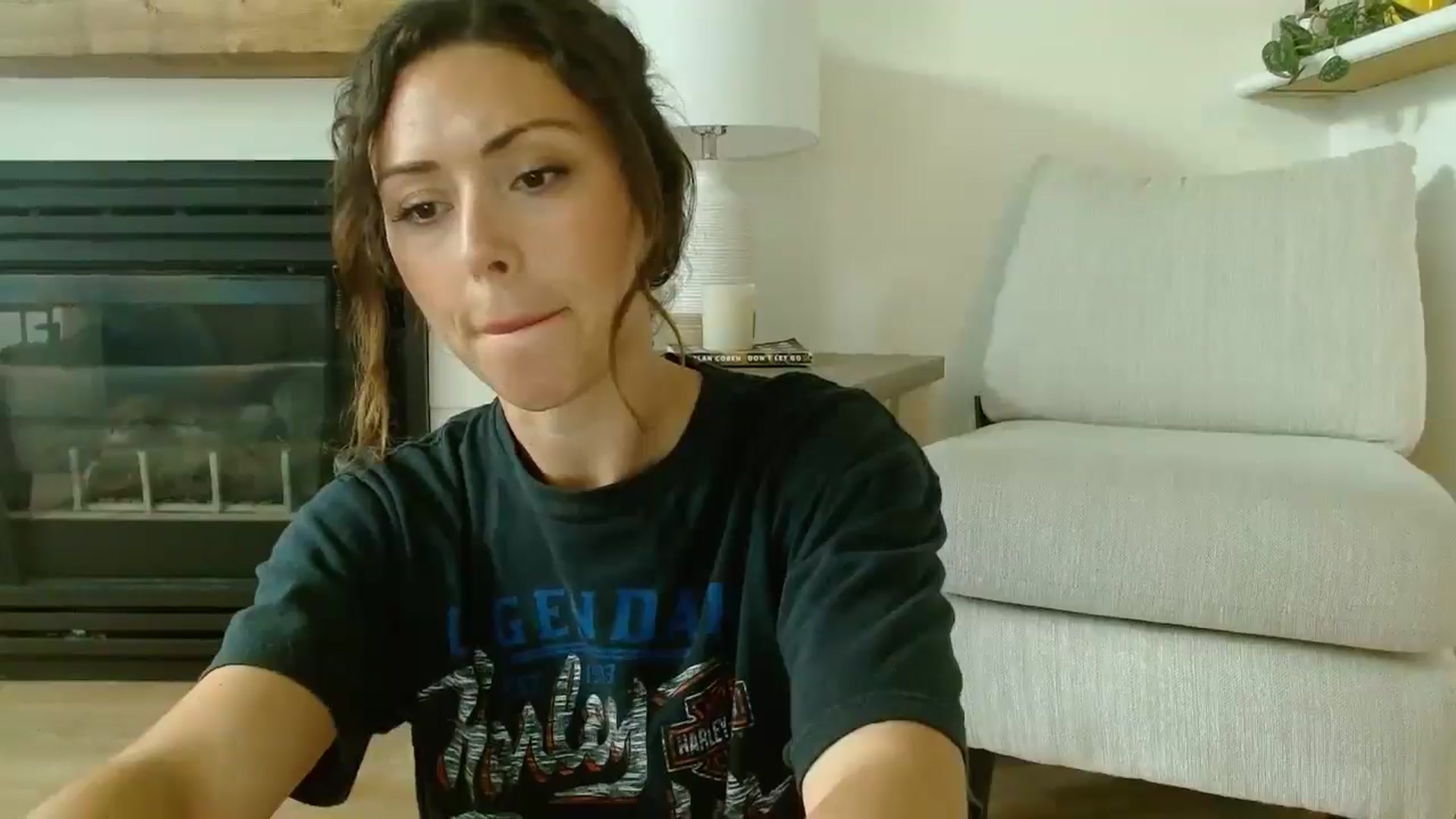 Gallery image thumbnail from Winxzyyy's myfreecams stream on, 05/03/2025, 01:14 image 8 of 20