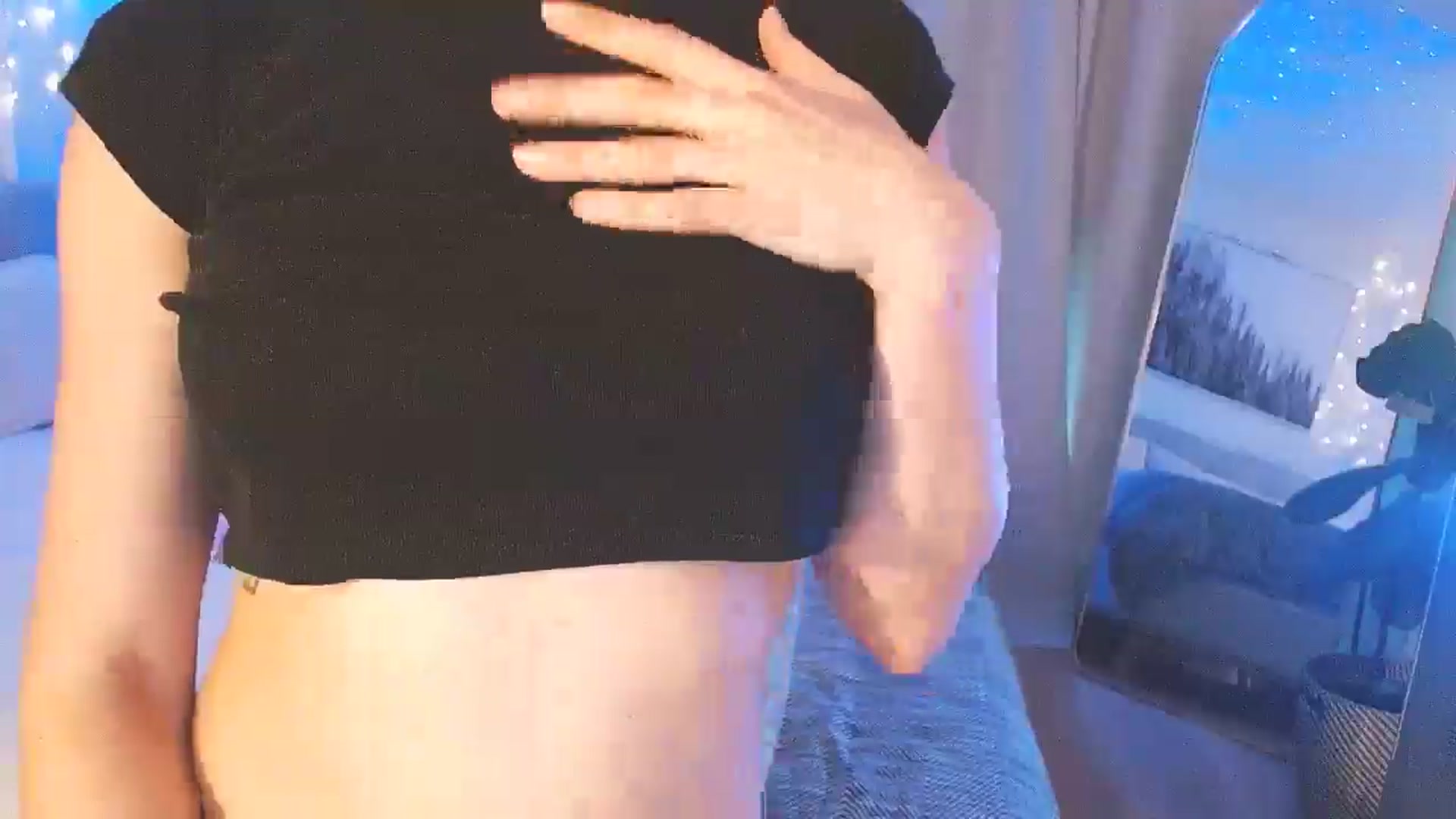 Gallery image thumbnail from Winxzyyy's myfreecams stream on, 05/20/2025, 24:43 image 8 of 20