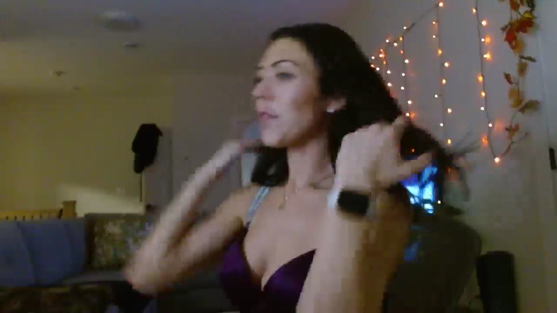 Gallery image thumbnail from Winxzyyy's myfreecams stream on, 11/07/2025, 02:39 image 17 of 20