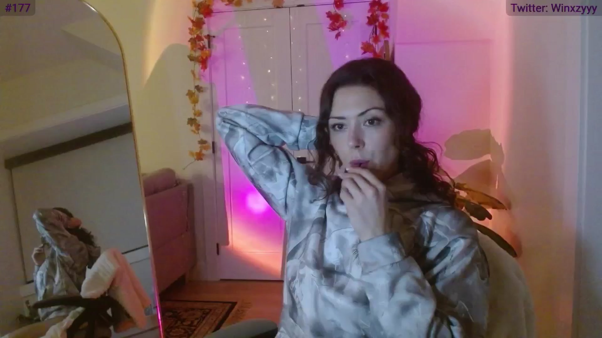 Gallery image thumbnail from Winxzyyy's myfreecams stream on, 11/26/2025, 04:59 image 1 of 20
