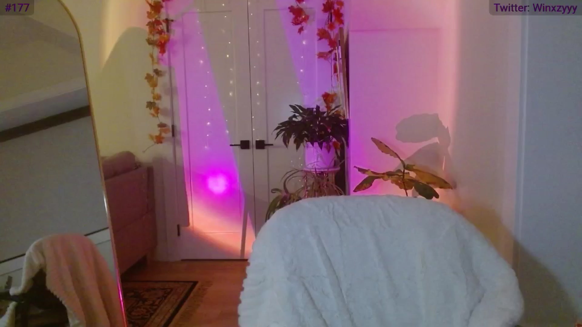 Gallery image thumbnail from Winxzyyy's myfreecams stream on, 11/26/2025, 04:59 image 15 of 20