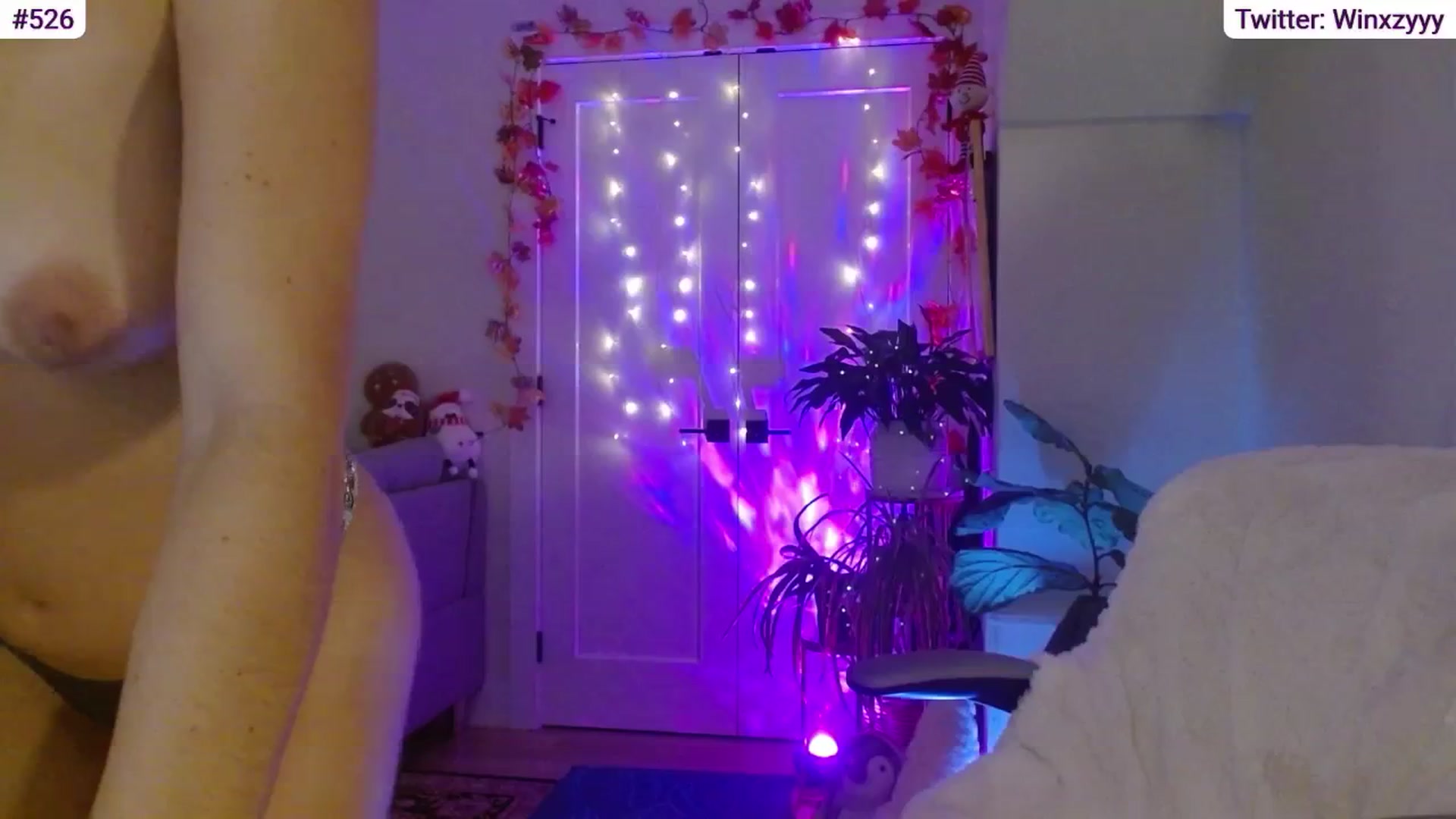 Gallery image thumbnail from Winxzyyy's myfreecams stream on, 12/03/2025, 10:10 image 13 of 20