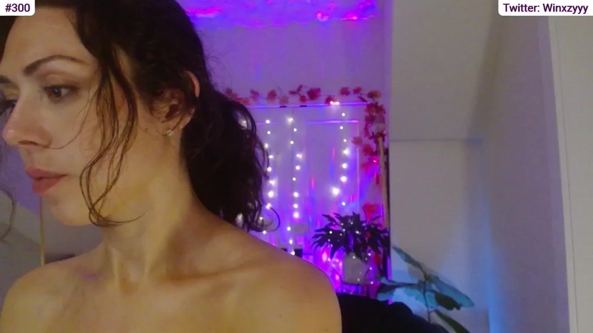 Gallery image thumbnail from Winxzyyy's myfreecams stream on, 12/03/2025, 10:58 image 16 of 20