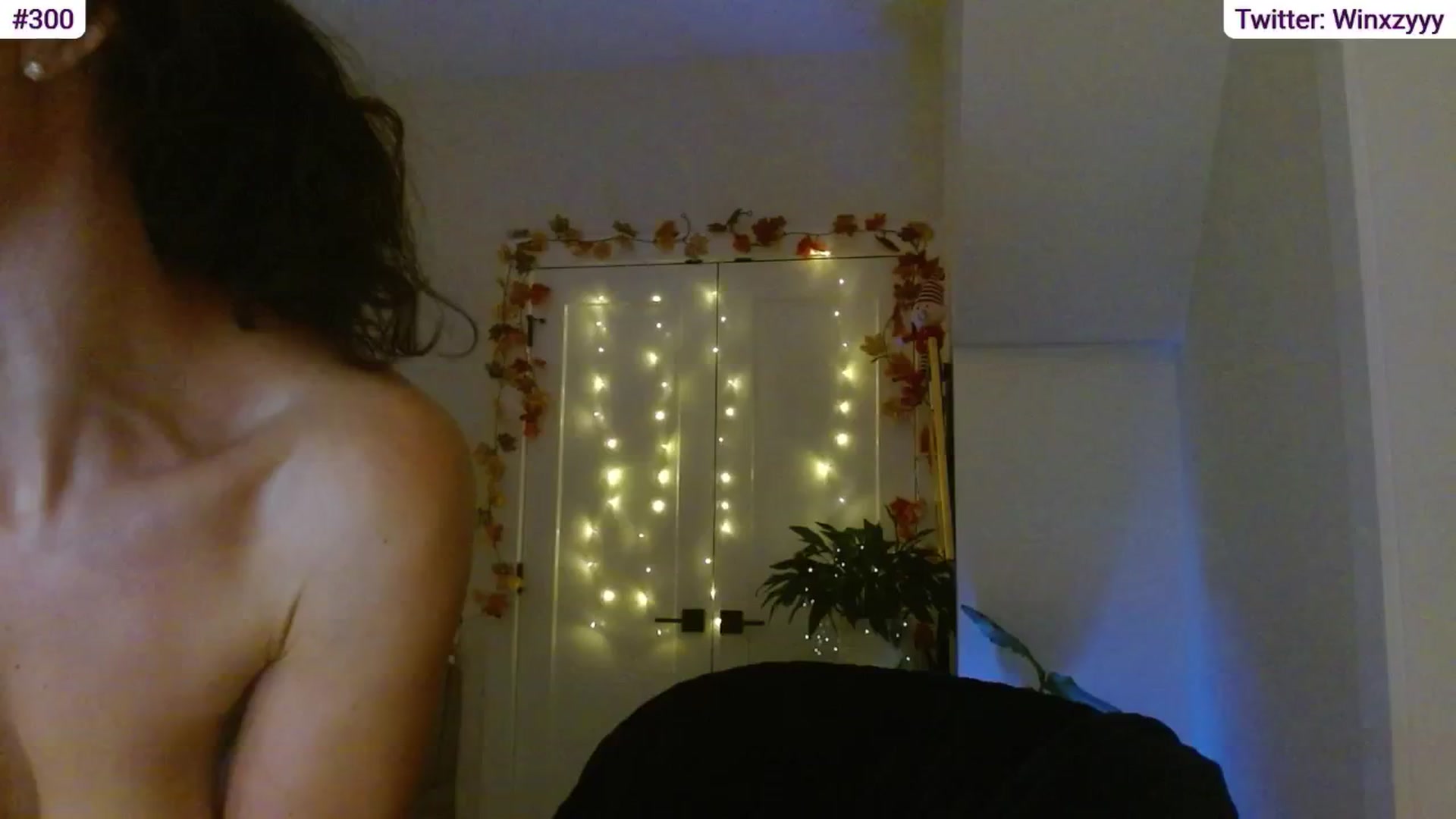Gallery image thumbnail from Winxzyyy's myfreecams stream on, 12/03/2025, 10:58 image 19 of 20