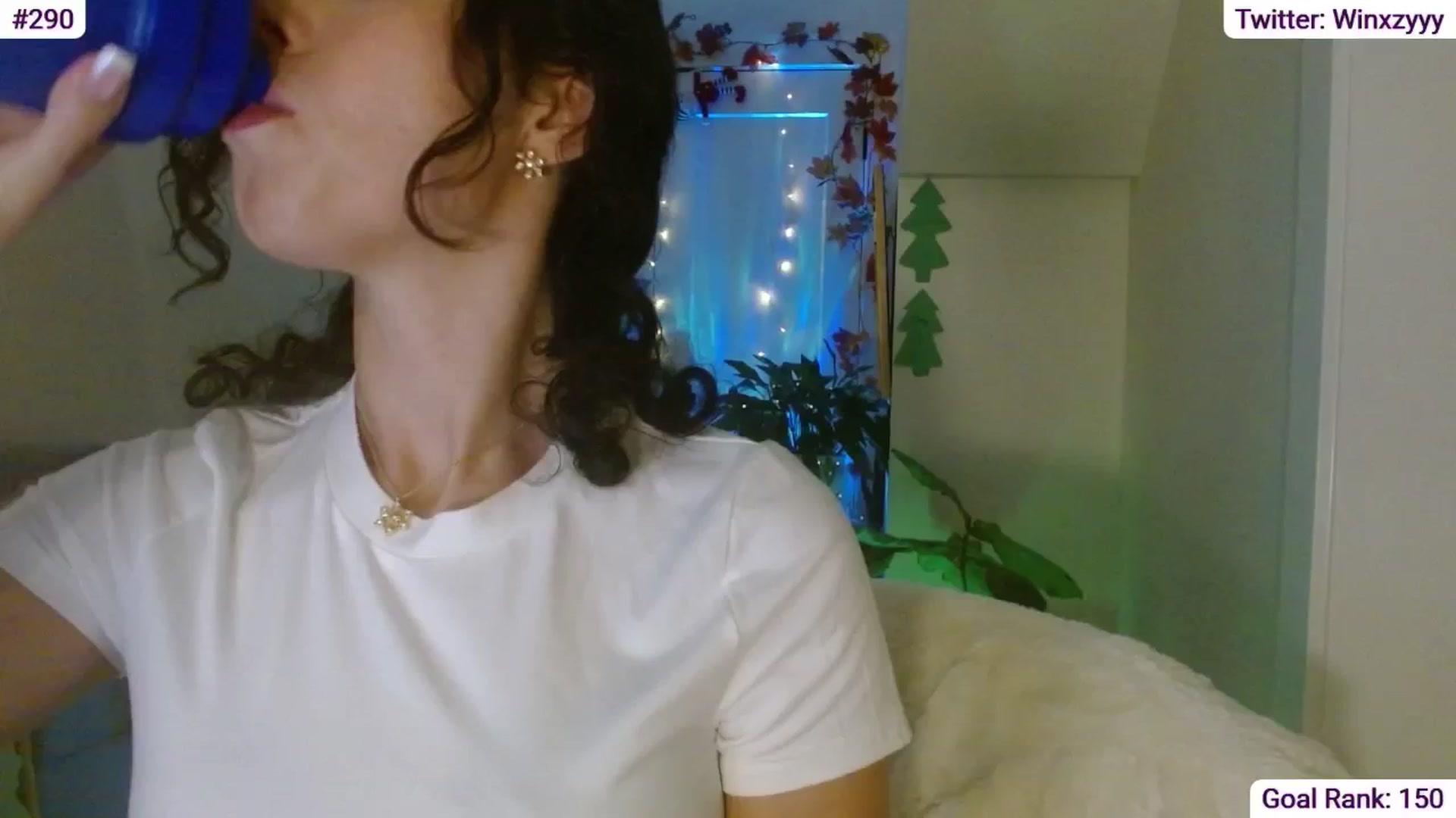 Gallery image thumbnail from Winxzyyy's myfreecams stream on, 12/04/2025, 07:28 image 4 of 20