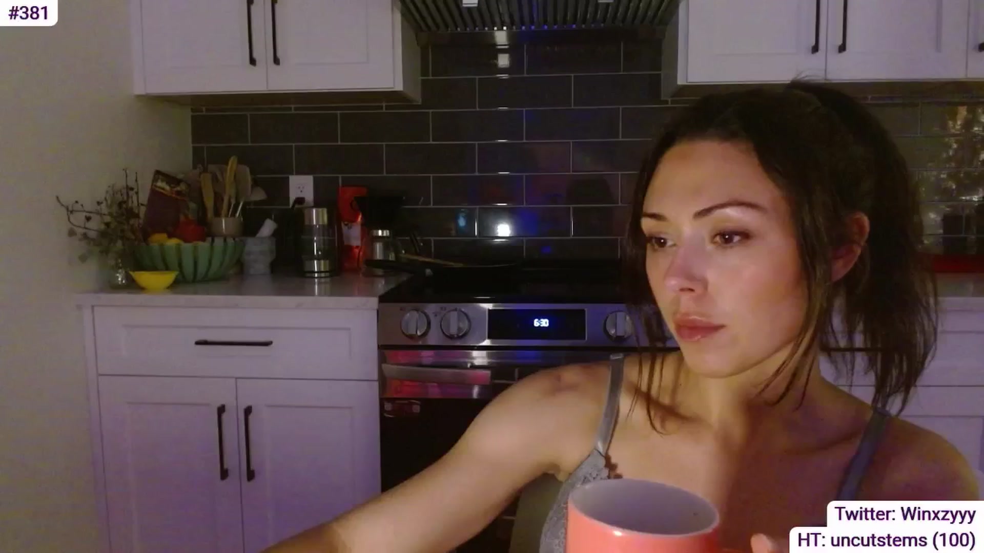 Gallery image thumbnail from Winxzyyy's myfreecams stream on, 01/17/2026, 04:32 image 6 of 20