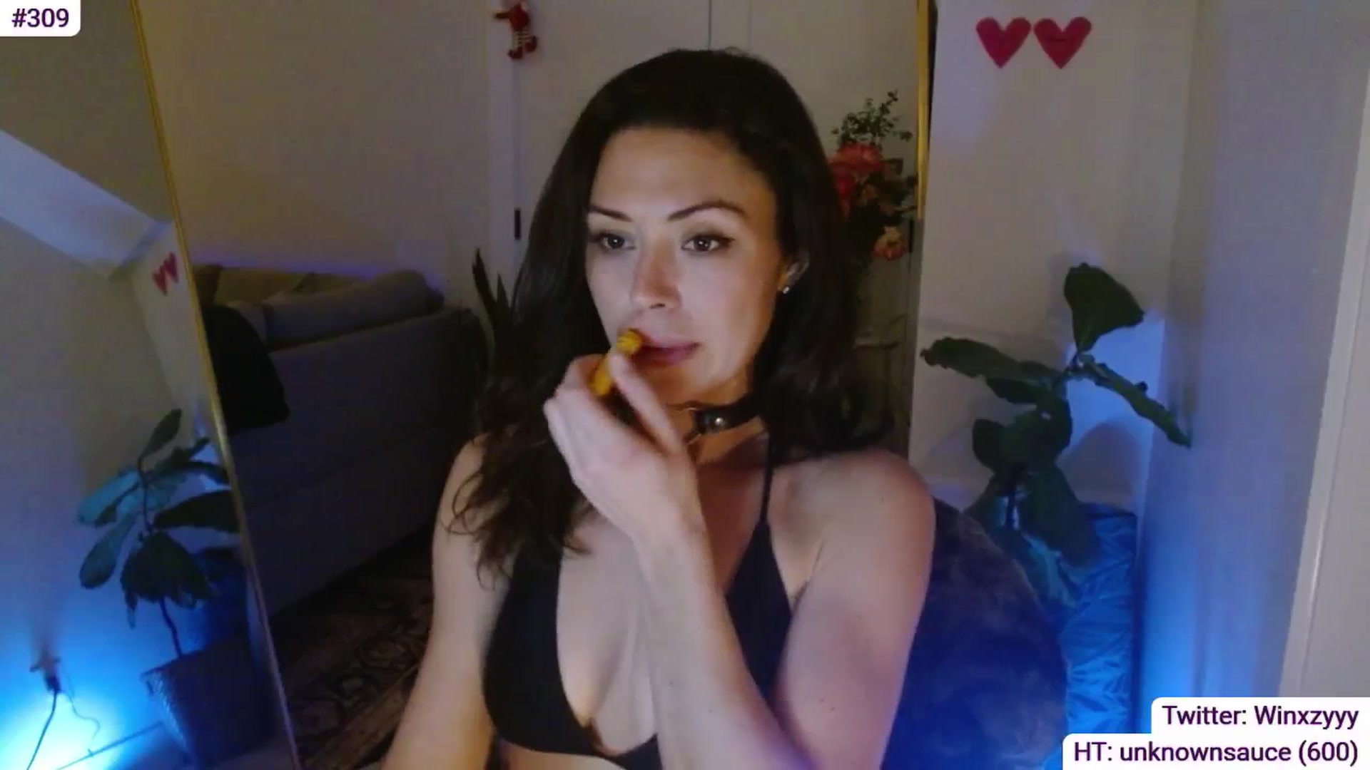 Gallery image thumbnail from Winxzyyy's myfreecams stream on, 01/18/2026, 10:39 image 16 of 20