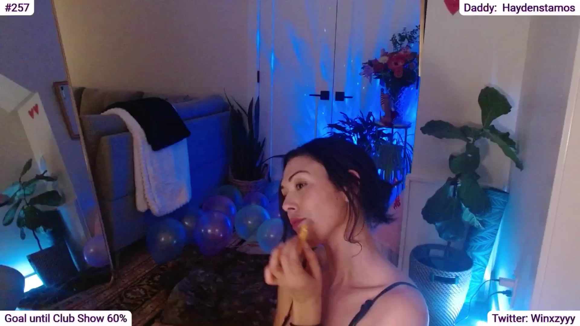 Gallery image thumbnail from Winxzyyy's myfreecams stream on, 01/21/2026, 08:03 image 17 of 20