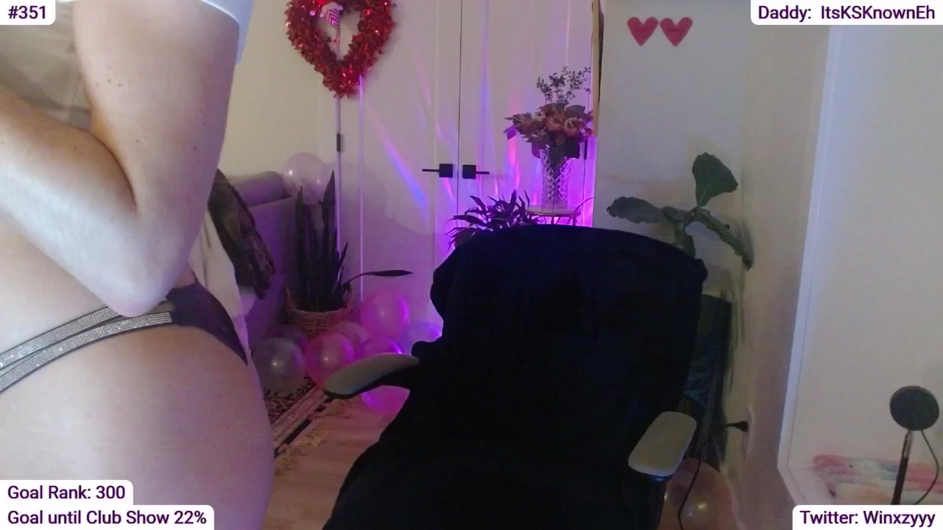Gallery image thumbnail from Winxzyyy's myfreecams stream on, 01/27/2026, 07:20 image 18 of 20
