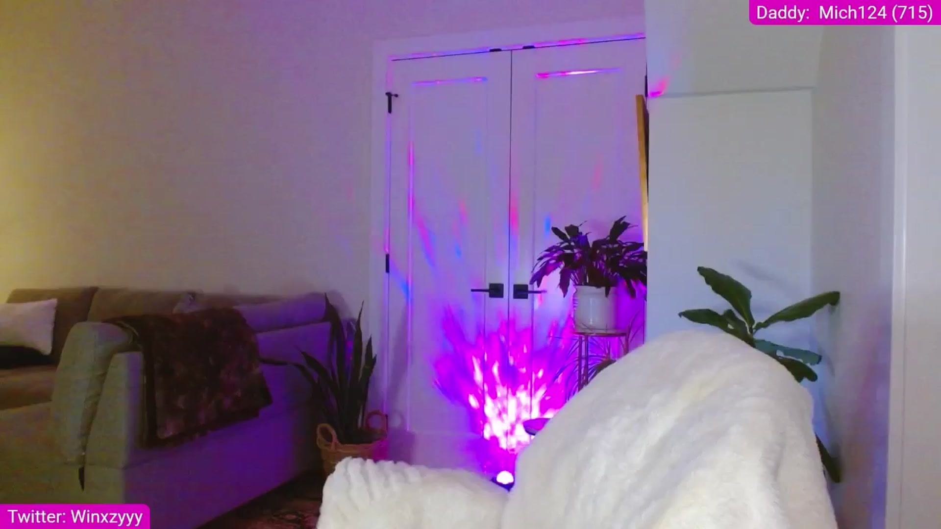 Gallery image thumbnail from Winxzyyy's myfreecams stream on, 04/16/2026, 05:52 image 20 of 20