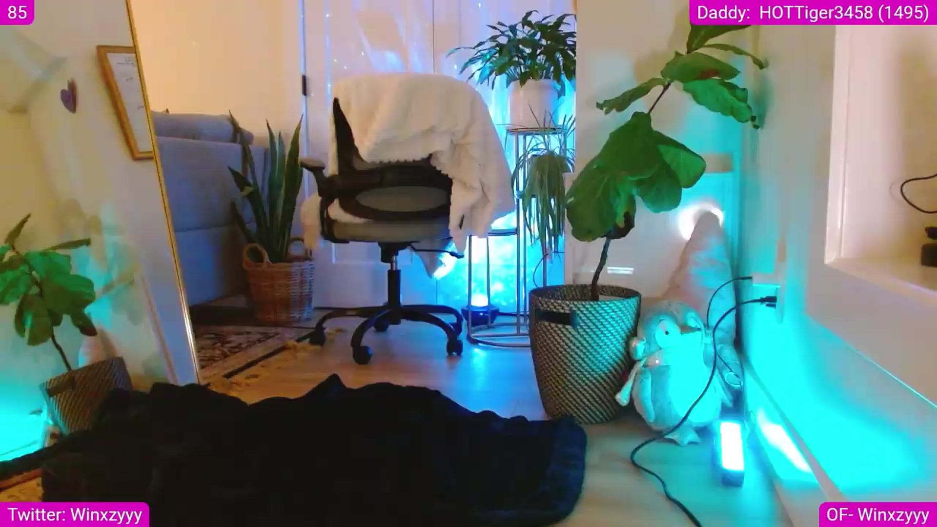 Gallery image thumbnail from Winxzyyy's myfreecams stream on, 05/09/2026, 06:56 image 9 of 20