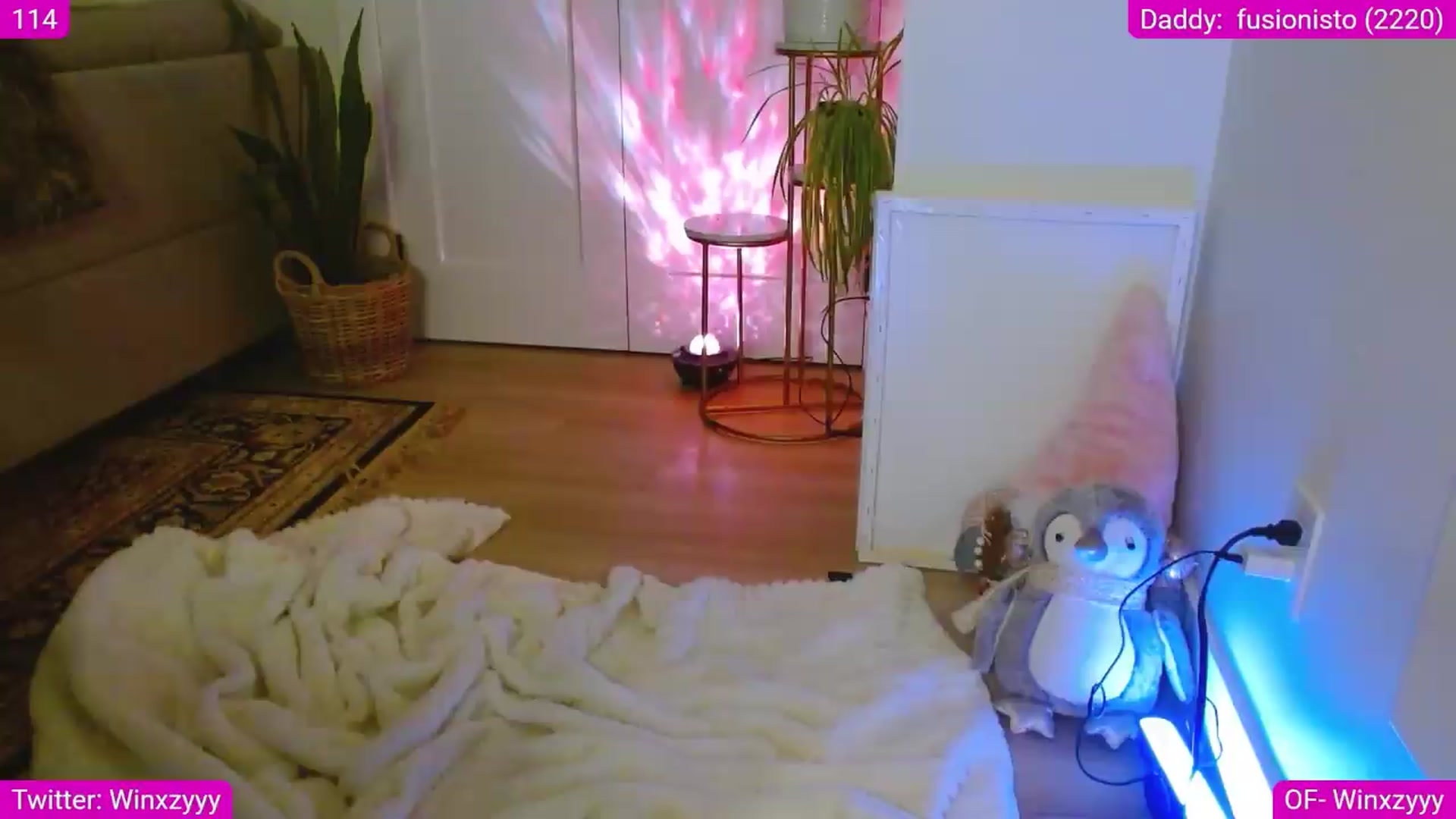 Gallery image thumbnail from Winxzyyy's myfreecams stream on, 05/12/2026, 05:54 image 17 of 20