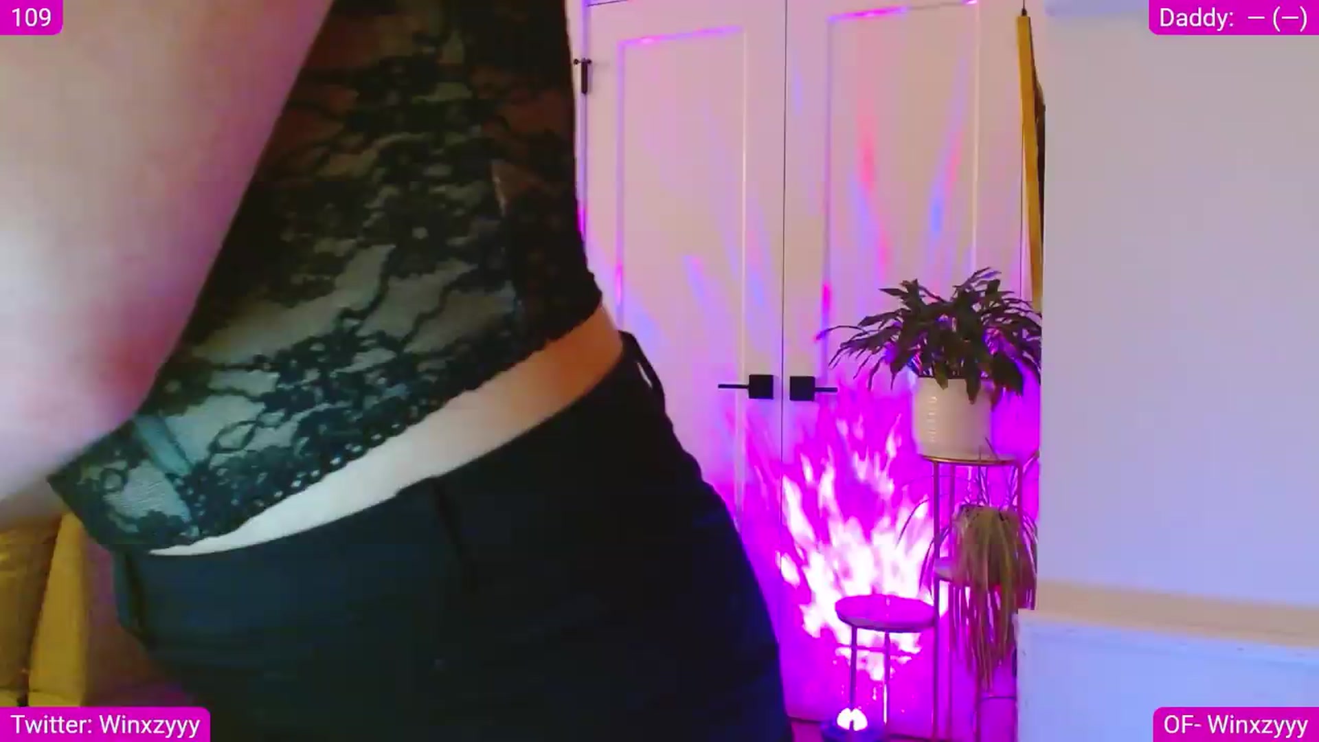 Gallery image thumbnail from Winxzyyy's myfreecams stream on, 05/14/2026, 04:28 image 4 of 20