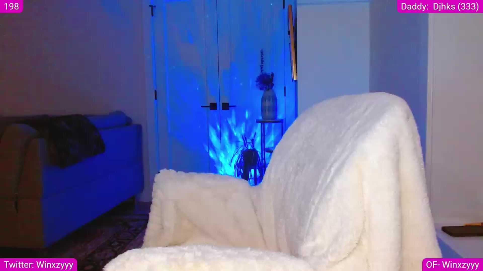Gallery image thumbnail from Winxzyyy's myfreecams stream on, 05/27/2026, 06:50 image 17 of 20