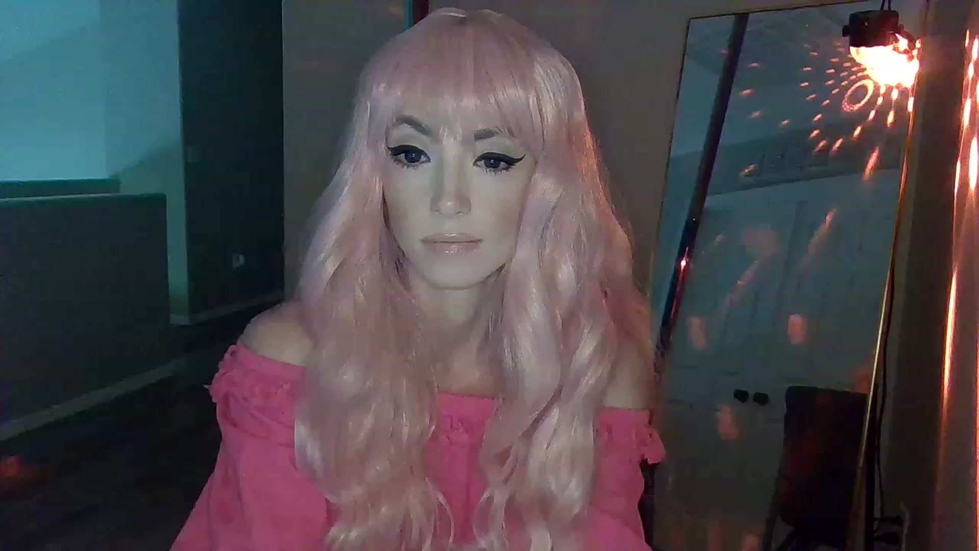 Gallery image thumbnail from WishGoddess's myfreecams stream on, 04/07/2023, 17:45 image 8 of 20