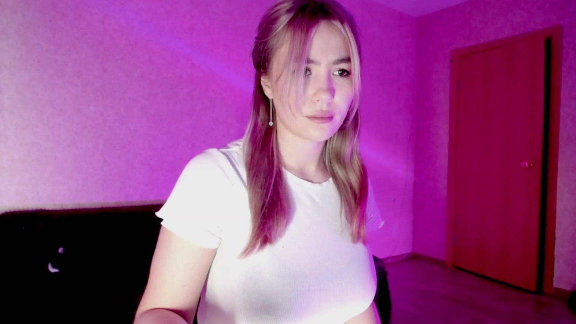 Gallery image thumbnail from WishJot's myfreecams stream on, 10/20/2023, 17:15 image 13 of 20