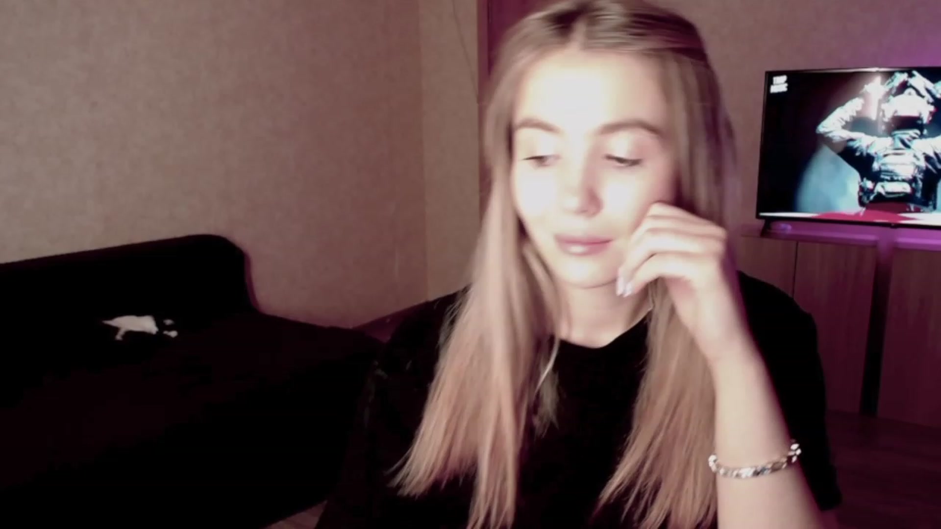 Gallery image thumbnail from WishJot's myfreecams stream on, 10/21/2023, 13:04 image 15 of 20