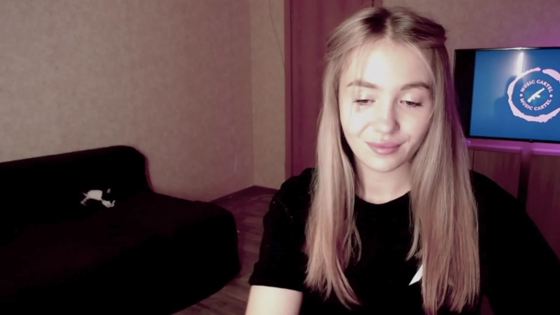 Gallery image thumbnail from WishJot's myfreecams stream on, 10/21/2023, 14:08 image 12 of 20