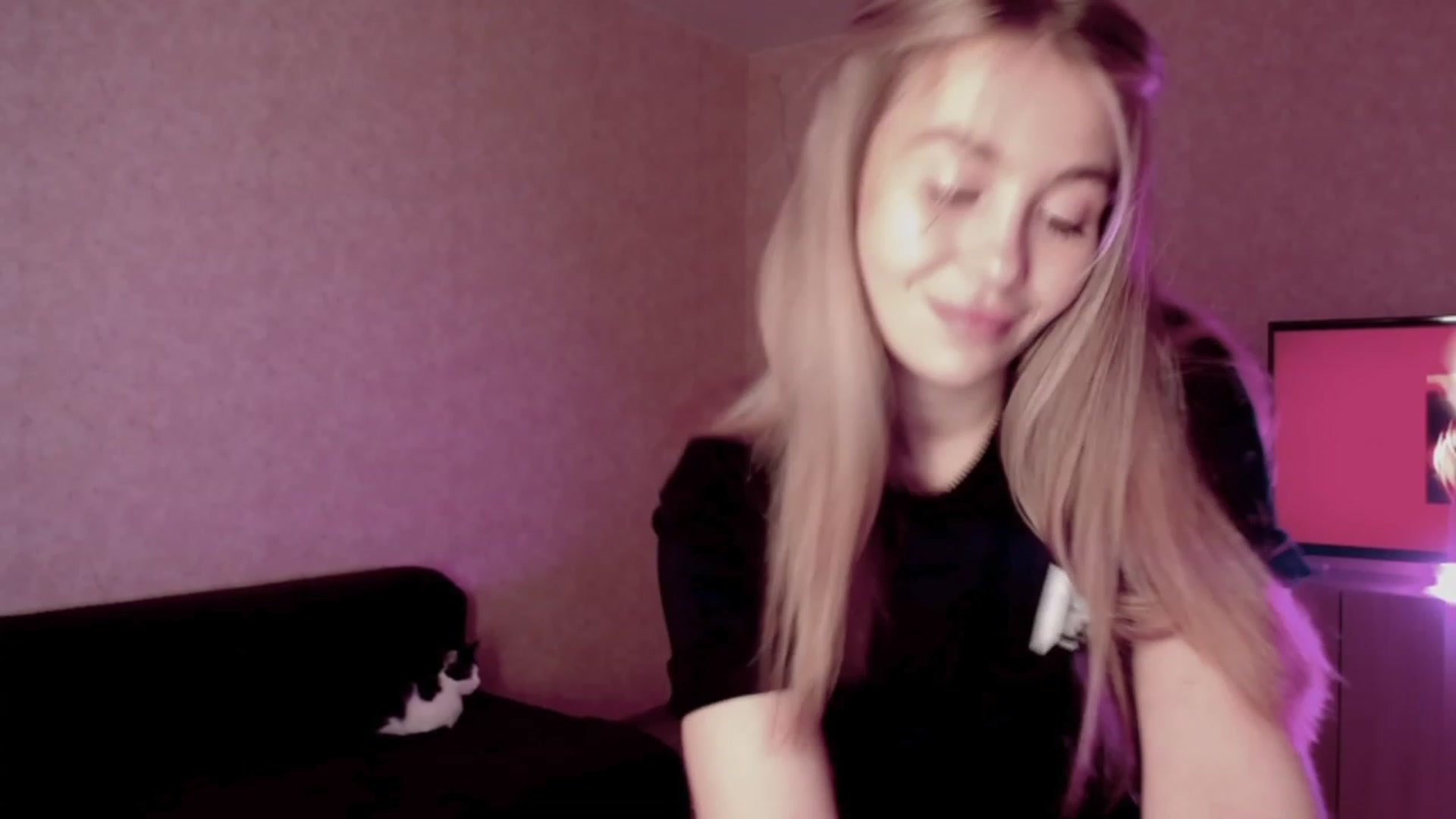 Gallery image thumbnail from WishJot's myfreecams stream on, 10/21/2023, 15:02 image 3 of 20