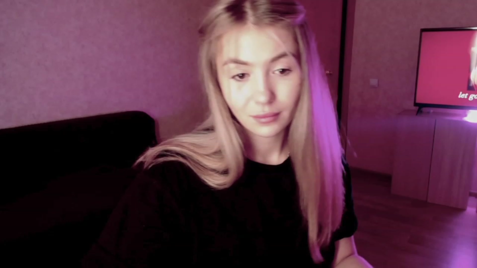 Gallery image thumbnail from WishJot's myfreecams stream on, 10/21/2023, 15:02 image 18 of 20