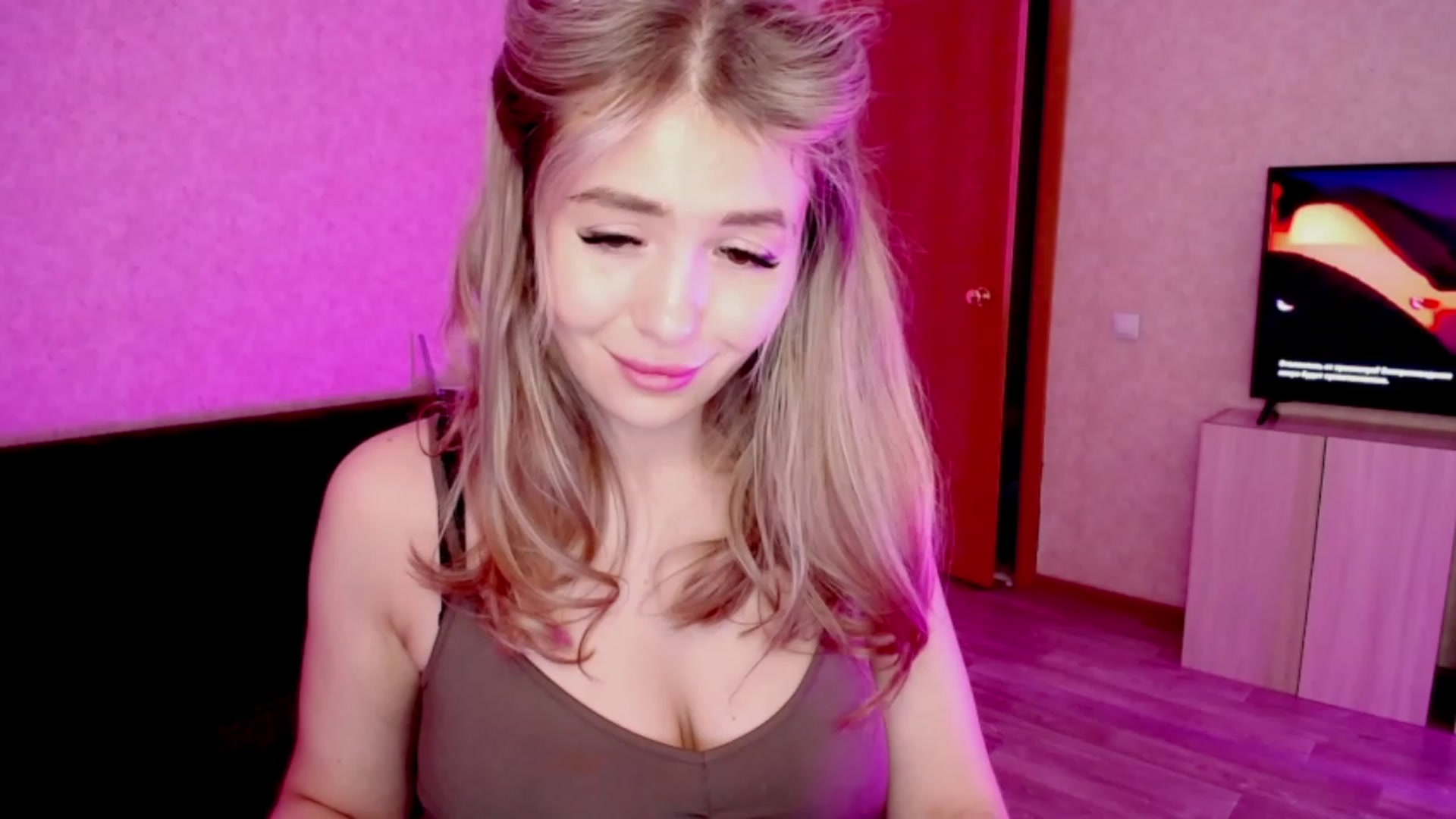 Gallery image thumbnail from WishJot's myfreecams stream on, 10/28/2023, 11:52 image 3 of 20