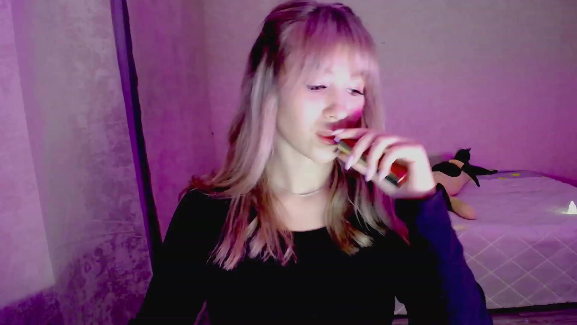Gallery image thumbnail from WishJot's myfreecams stream on, 11/13/2023, 16:33 image 3 of 20